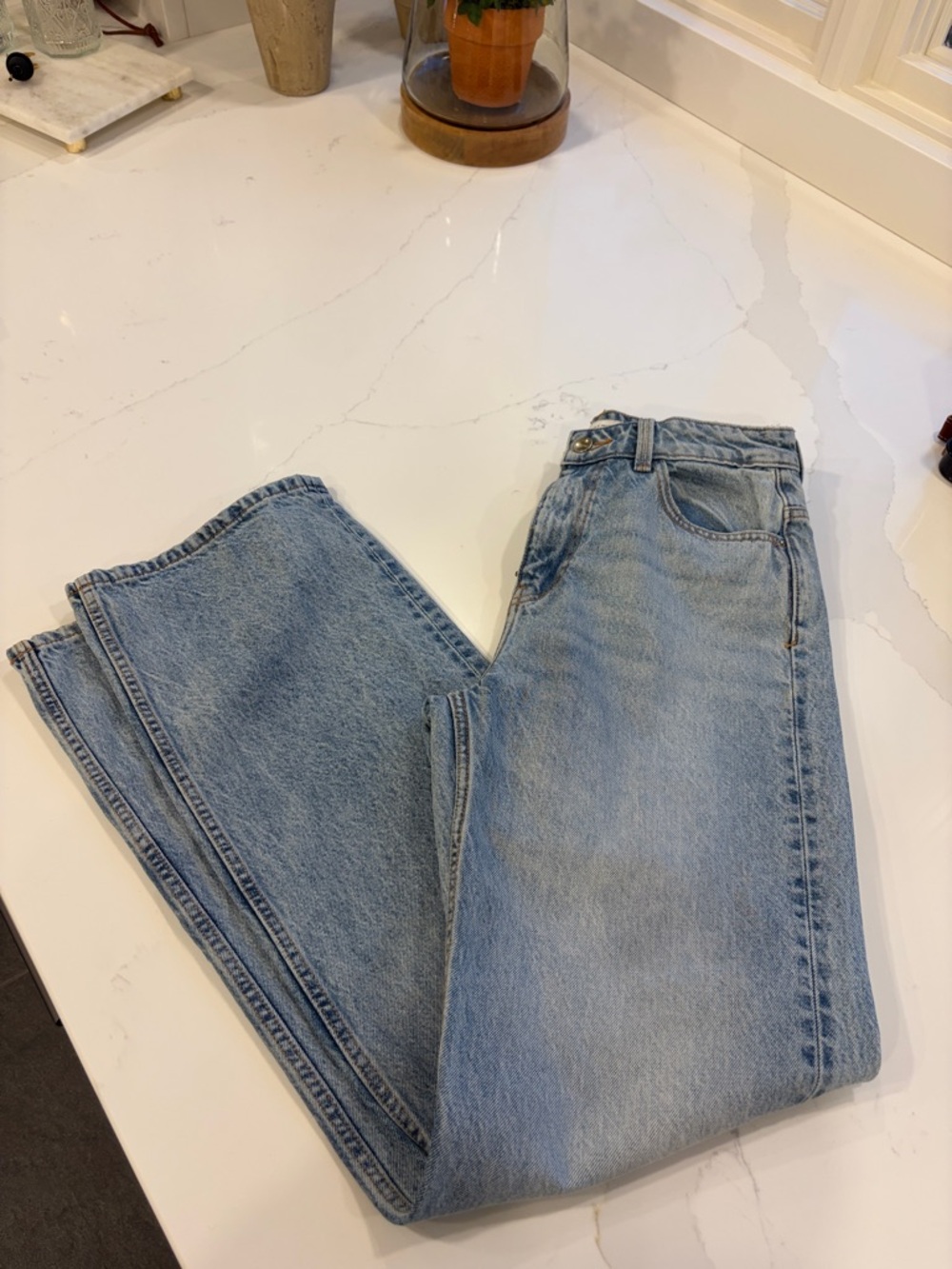 Zara HIGH-WAISTED FULL LENGTH Z1975 STRAIGHT LEG
JEANS in mid blue